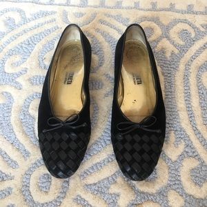 Vintage Bottega Veneta Ballet Flats